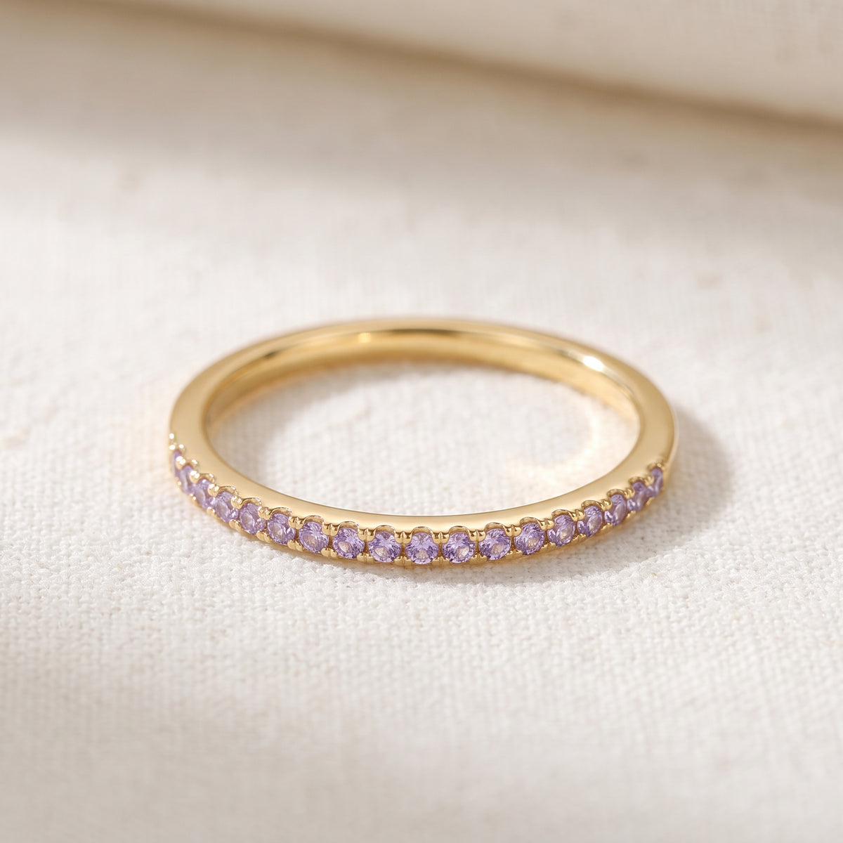 Anillo Delicado con Piedra de Nacimiento