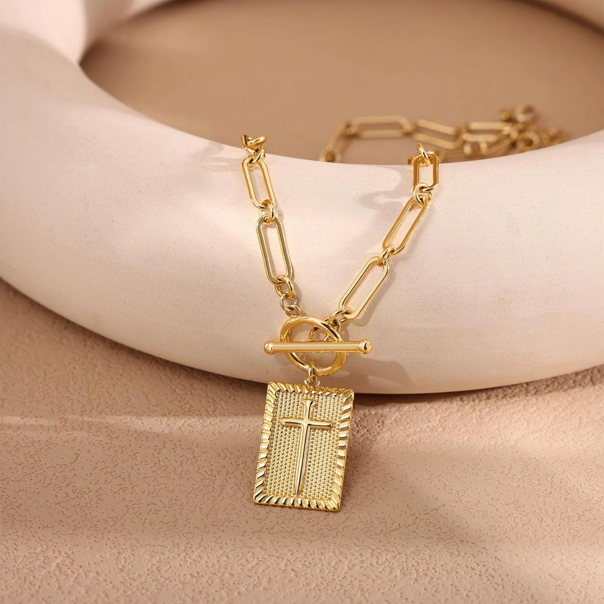 Collar Charm de Cruz